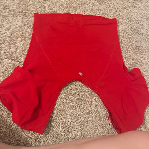Lululemon Size 4 Align Tee, Dark Red, - Picture 2 of 3